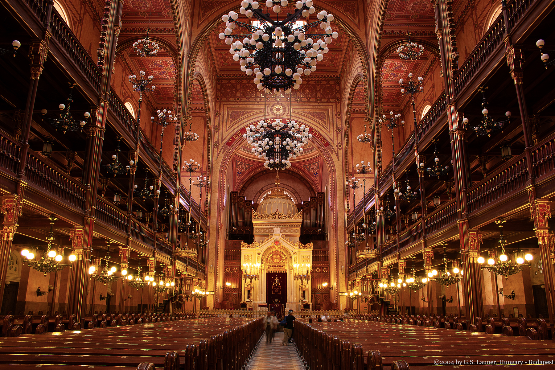 Dohány Street Synagogue, Hungary