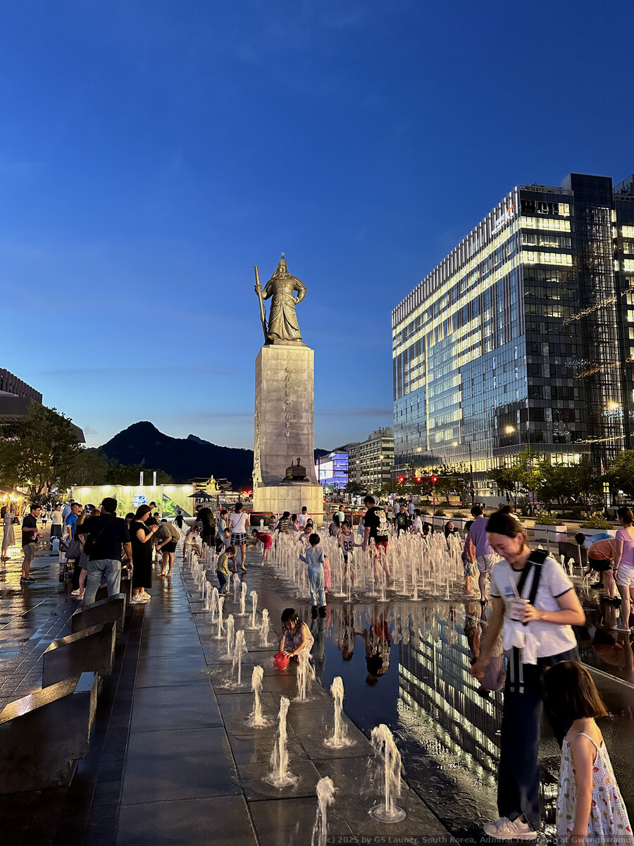 Admiral Yi Sun-sin at Gwanghwamu in Seoul, South Korea