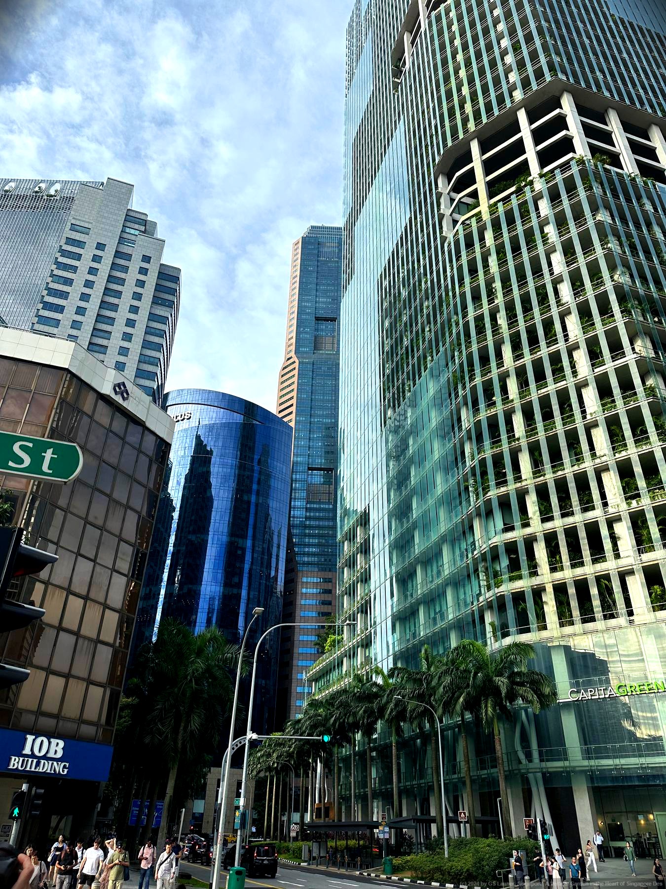 A Vertical Garden in the Heart of Singapore  Des in Singapore, Singapore